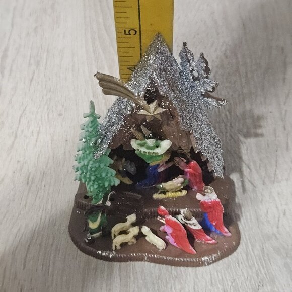 Vintage Miniature Plastic Nativity Scene Silver Glitter Christmas Retro - Picture 7 of 11